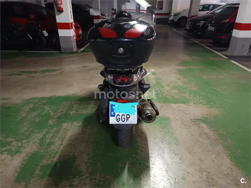 Piaggio Beverly 400 – Vista 5