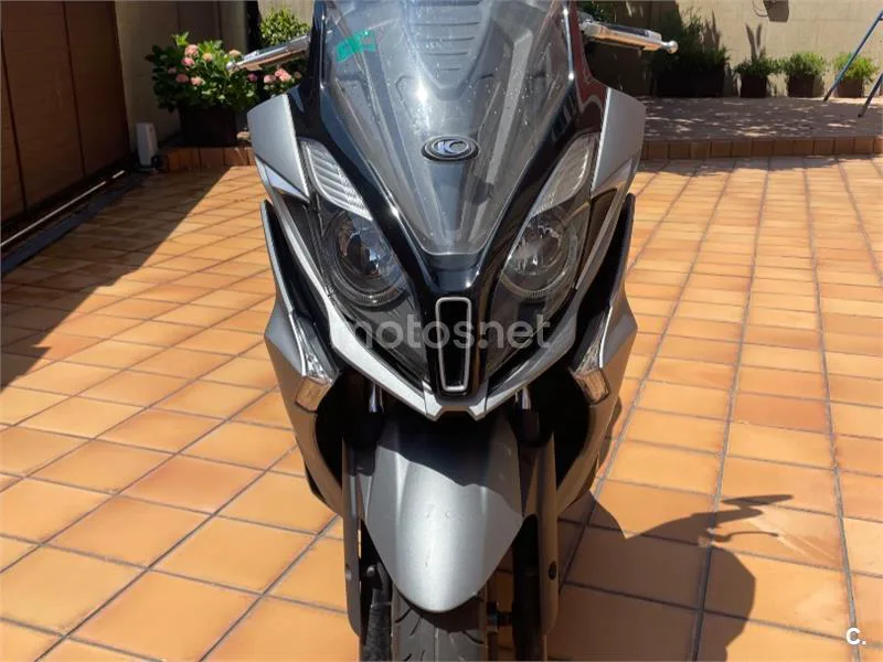 Kymco Super Dink 350 – Vista 5
