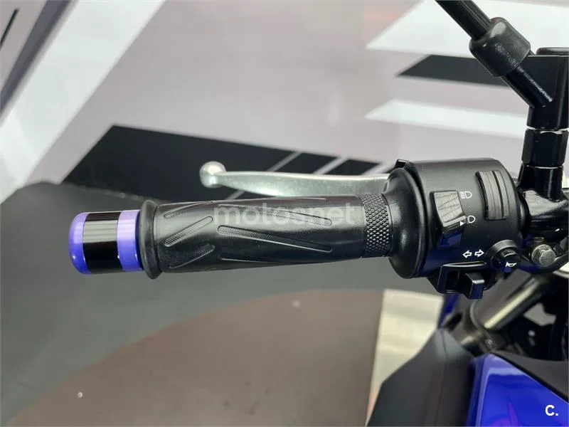 Yamaha MT-07 – Vista 8