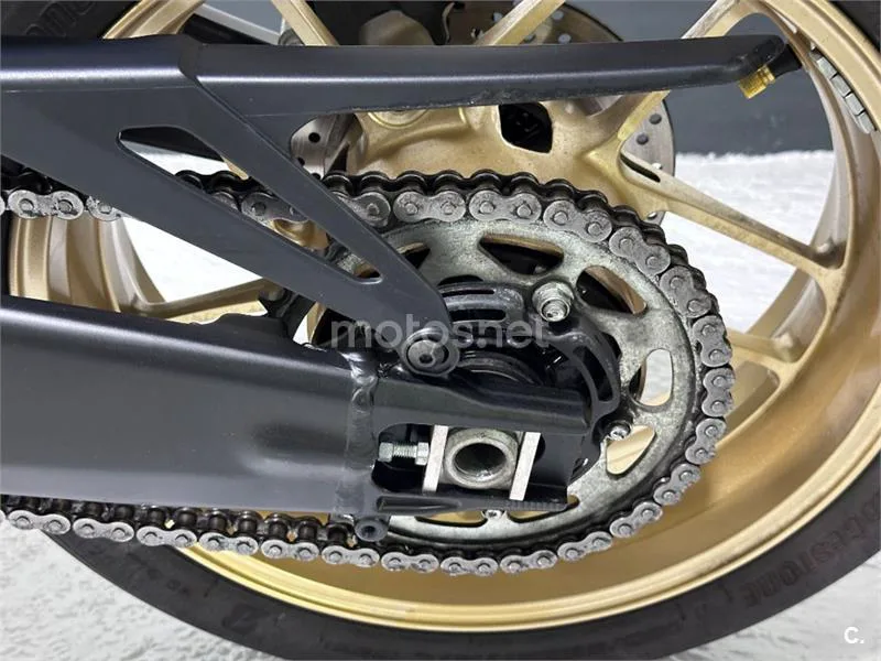 Yamaha XSR 900 – Vista 18