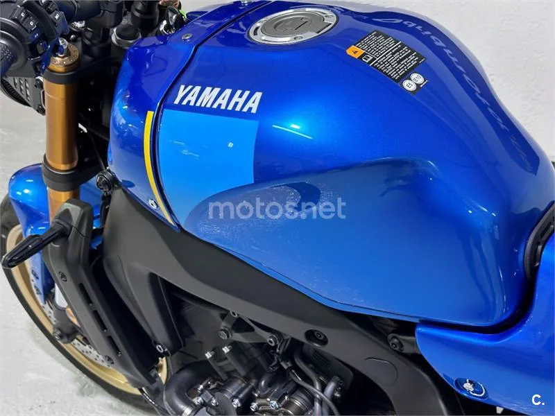 Yamaha XSR 900 – Vista 19