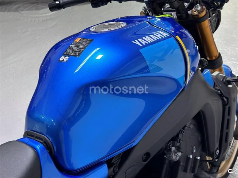 Yamaha XSR 900 – Vista 20