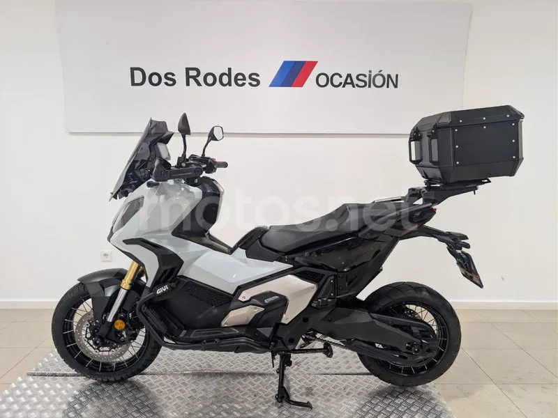 Honda X-ADV 10.990 € 2024 Valencia - 1
