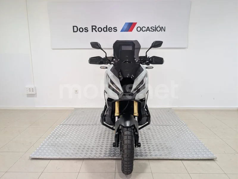 Honda X-ADV - Vista 3
