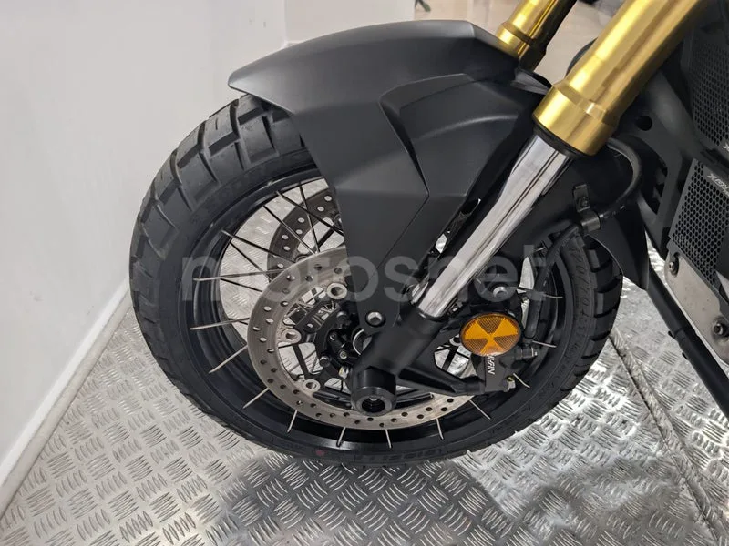 Honda X-ADV - Vista 22