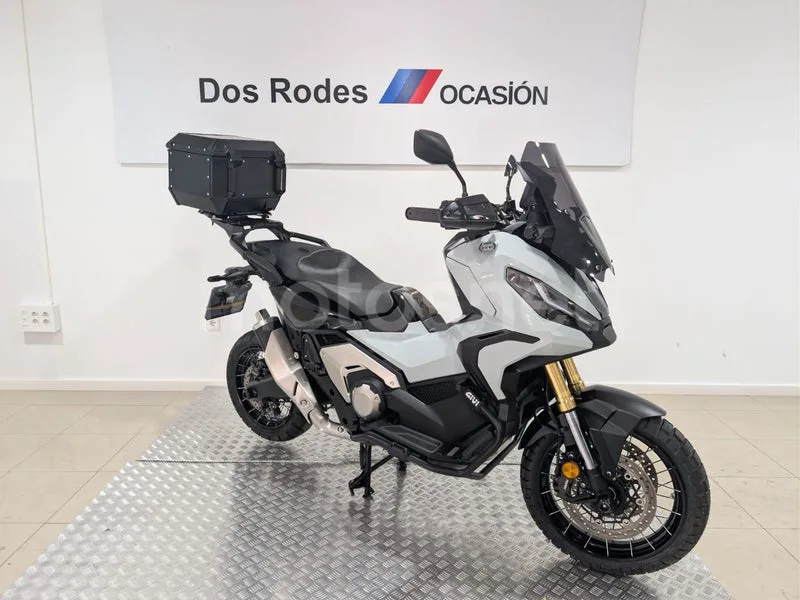 Honda X-ADV - Vista 4