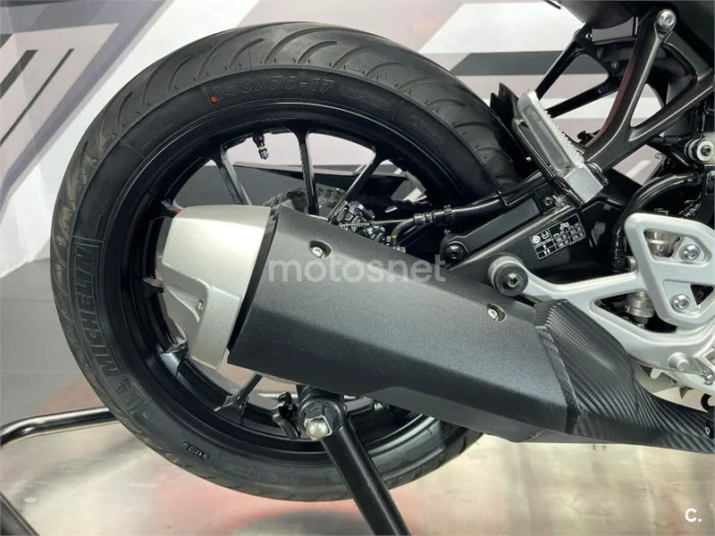 Yamaha MT-125 – Vista 13