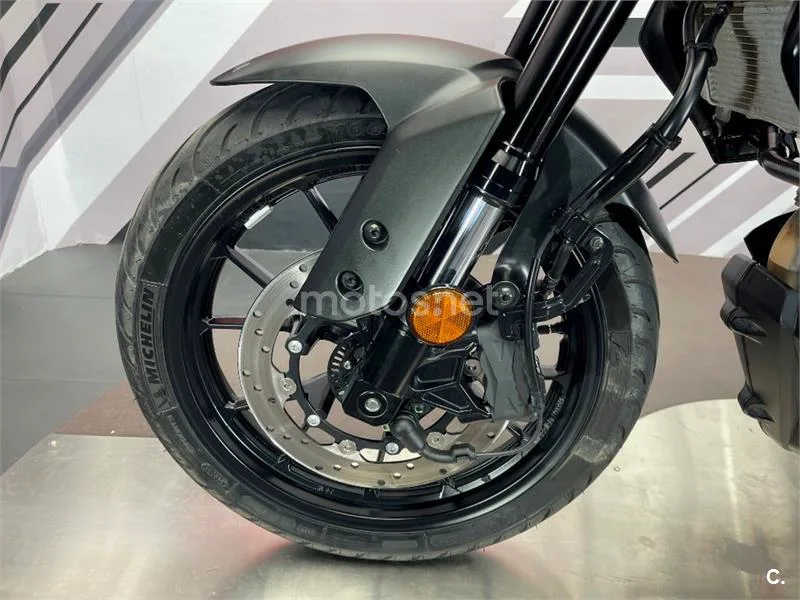 Yamaha MT-125 – Vista 19