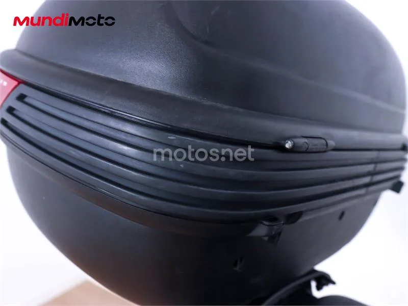 Kawasaki ZZR 1400 – Vista 15