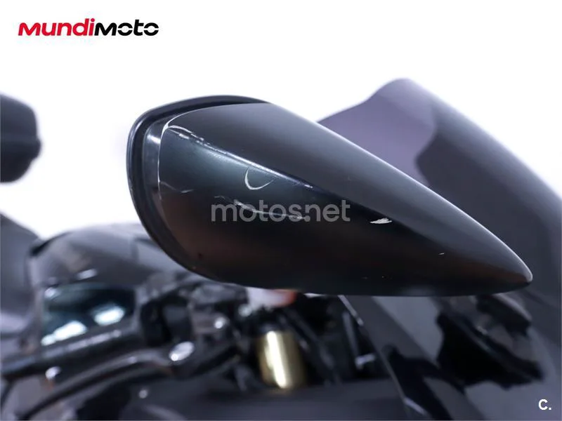 Kawasaki ZZR 1400 – Vista 16