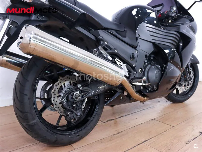 Kawasaki ZZR 1400 – Vista 4