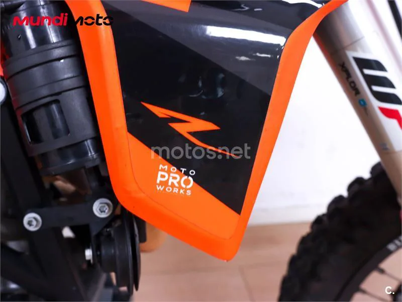 KTM 690 Enduro R – Vista 18