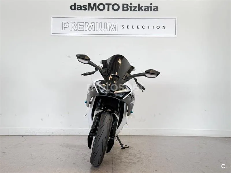 CFMOTO 675 SR-R – Vista 3
