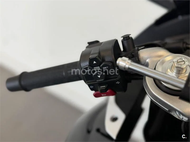 CFMOTO 675 SR-R – Vista 5