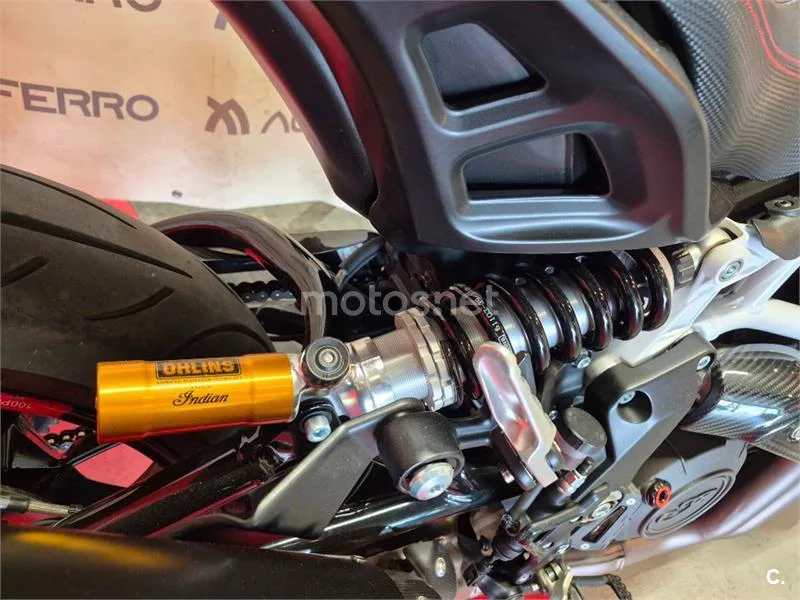 Indian FTR 1200 – Vista 9