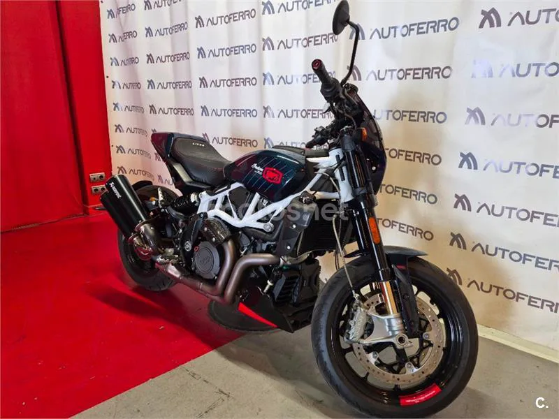 Indian FTR 1200 – Vista 10