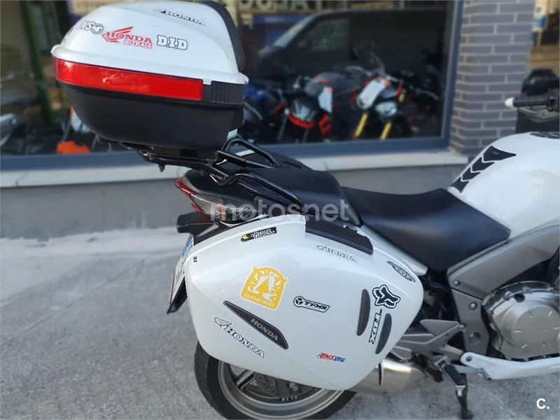 Honda CBF 1000 – Vista 12
