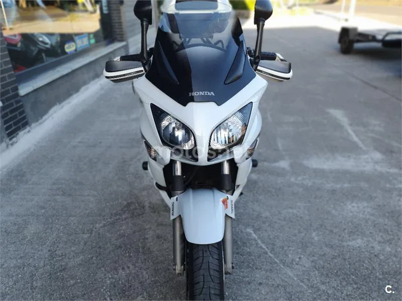 Honda CBF 1000 – Vista 4