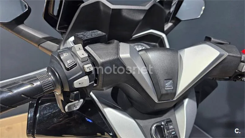 Honda Forza – Vista 4