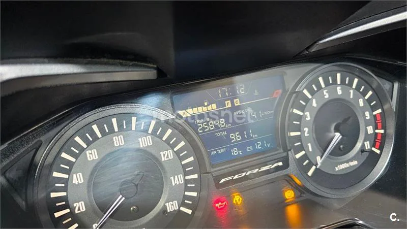 Honda Forza – Vista 6