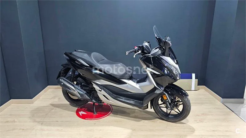 Honda Forza – Vista 8