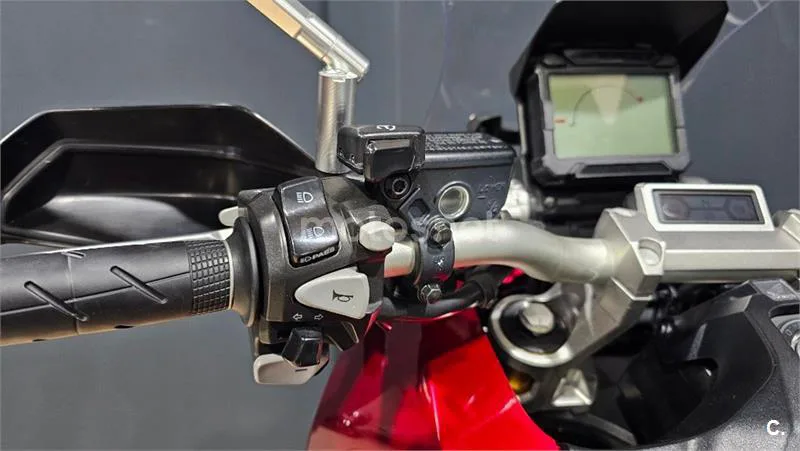Honda X-ADV – Vista 4