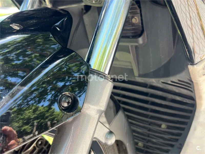 Yamaha XMAX 250 – Vista 13