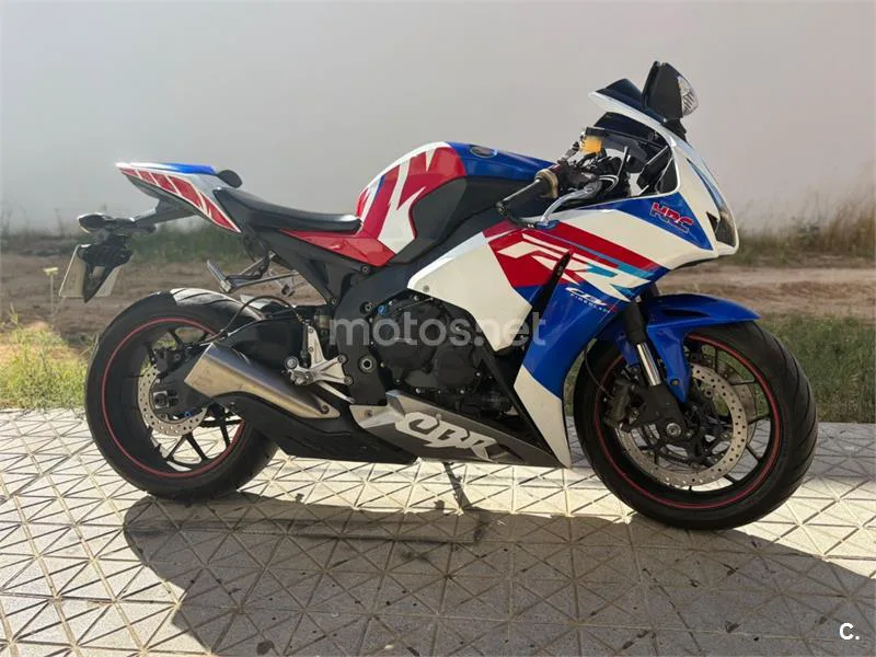 Honda CBR1000RR Fireblade - Vista 3