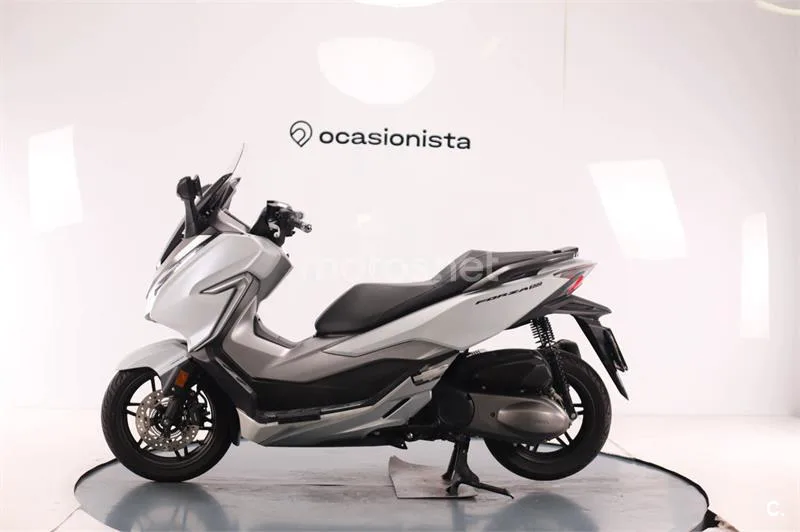 Honda Forza – Vista 4