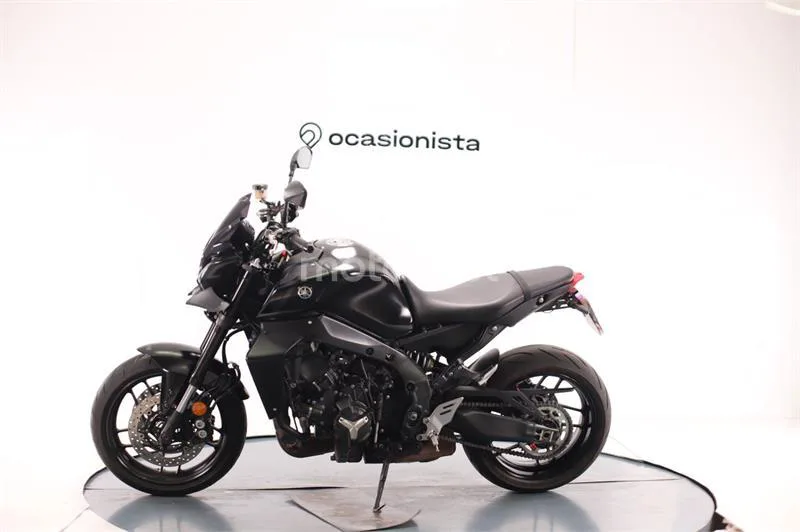 Yamaha MT-09 – Vista 4