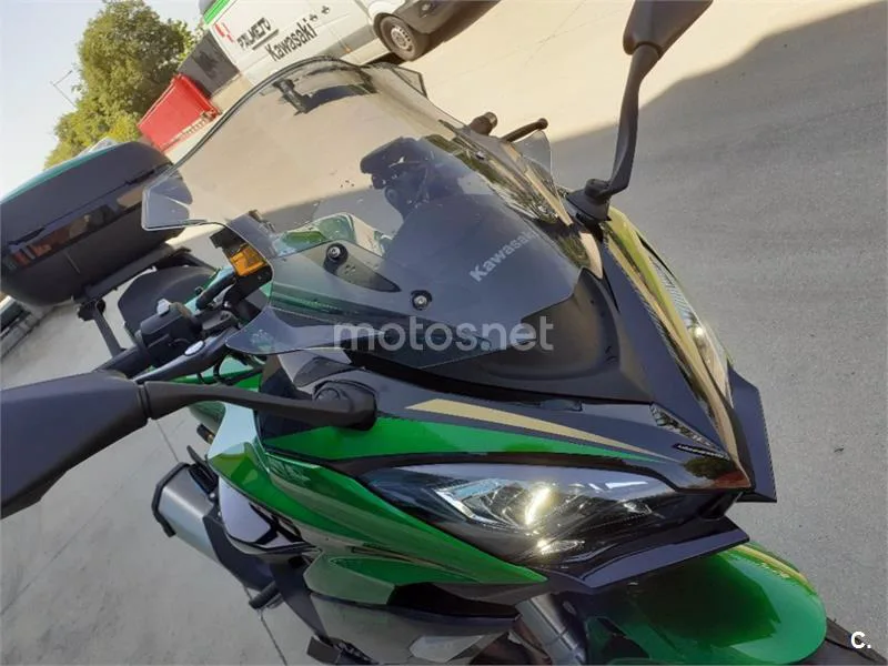 Kawasaki Ninja 1100 SX – Vista 12
