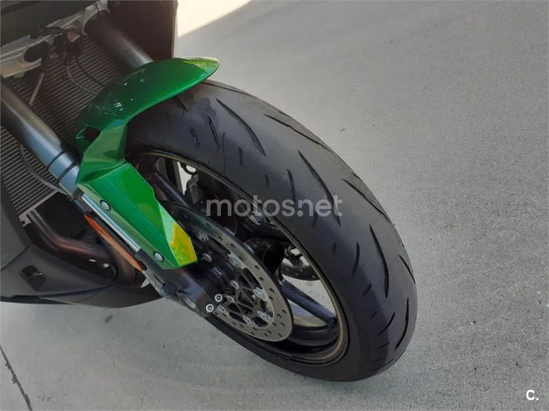 Kawasaki Ninja 1100 SX – Vista 13