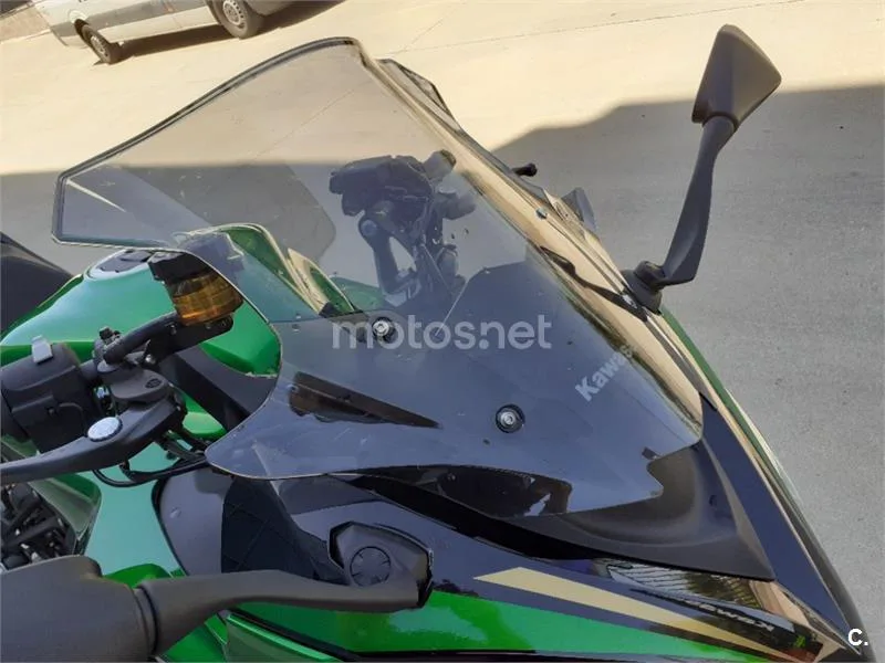 Kawasaki Ninja 1100 SX – Vista 18