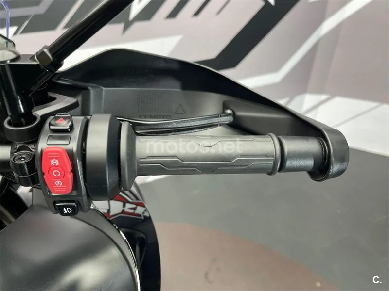CFMOTO 800MT – Vista 15