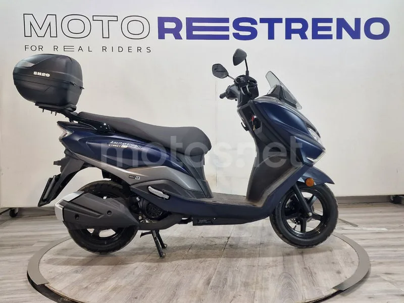 Suzuki Burgman Street 125 – Vista 6