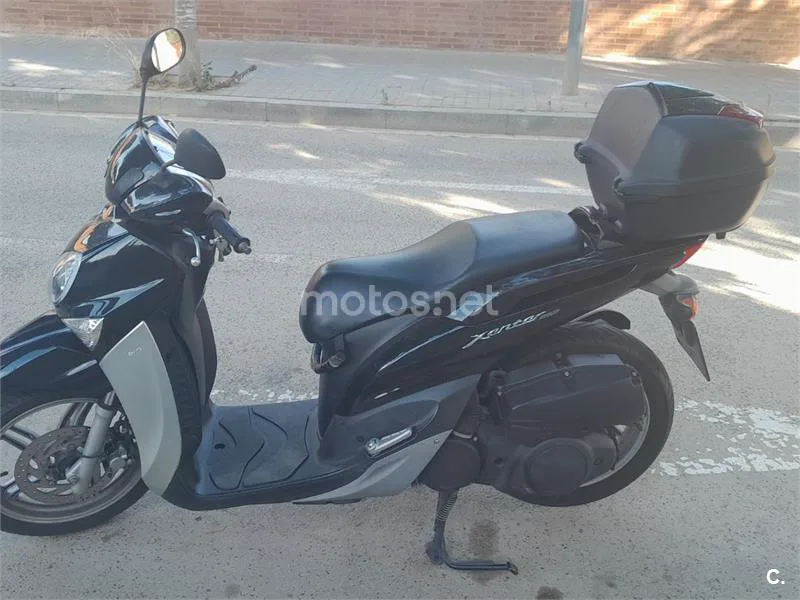 Yamaha Xenter 125 – Vista 3