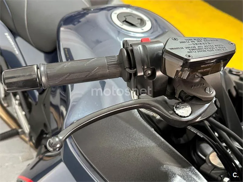 Kawasaki 1400GTR – Vista 14