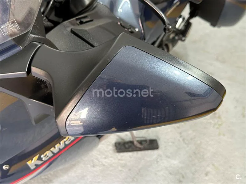 Kawasaki 1400GTR – Vista 35