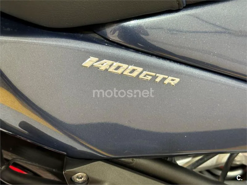 Kawasaki 1400GTR – Vista 38