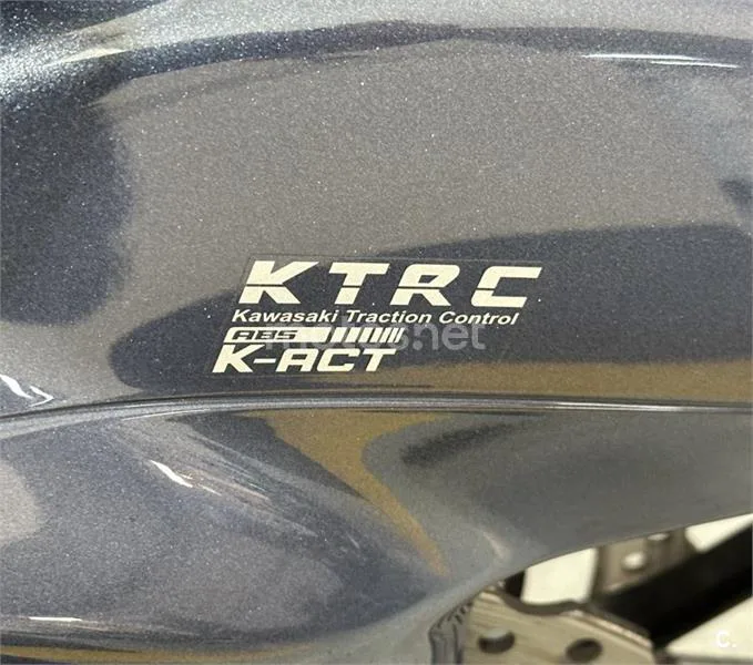 Kawasaki 1400GTR – Vista 39