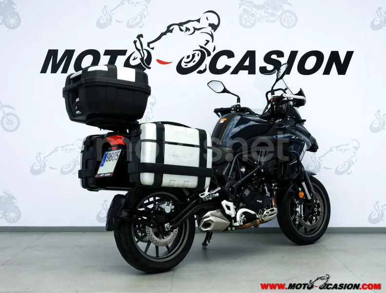 Benelli TRK 502 – Vista 3