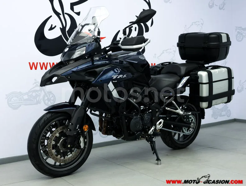 Benelli TRK 502 – Vista 7
