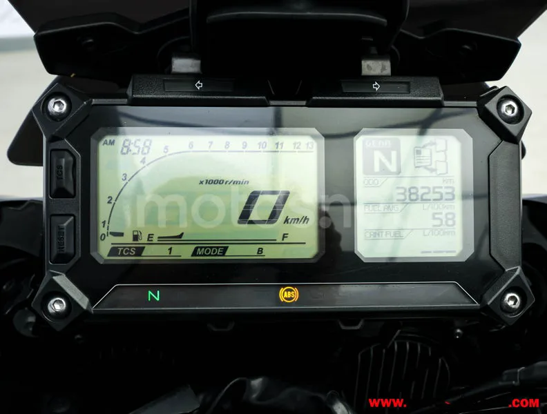 Yamaha Tracer 900 – Vista 6