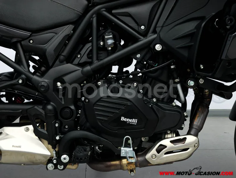 Benelli TRK 502 – Vista 5
