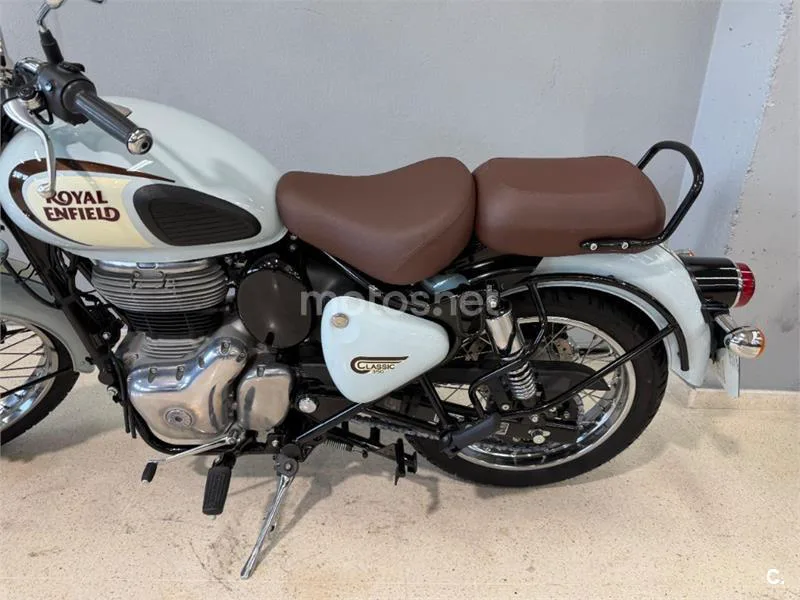Royal Enfield Classic 350 – Vista 4