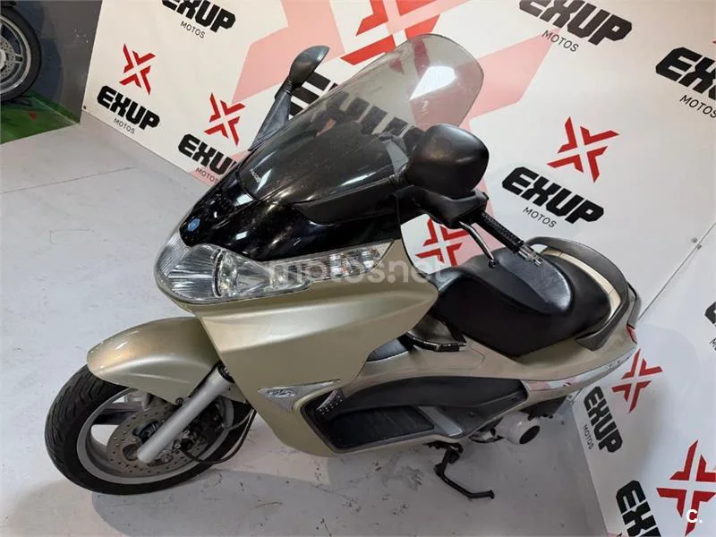 Piaggio X8 125 – Vista 12