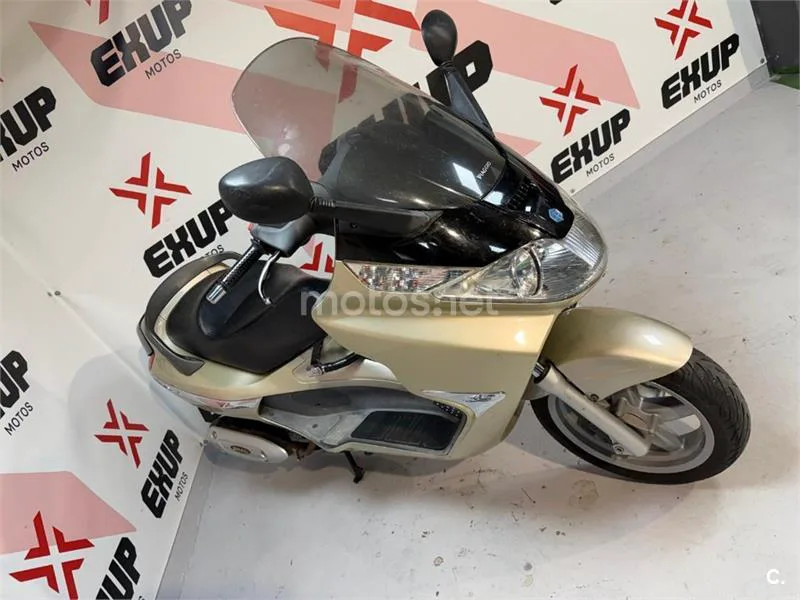 Piaggio X8 125 – Vista 13