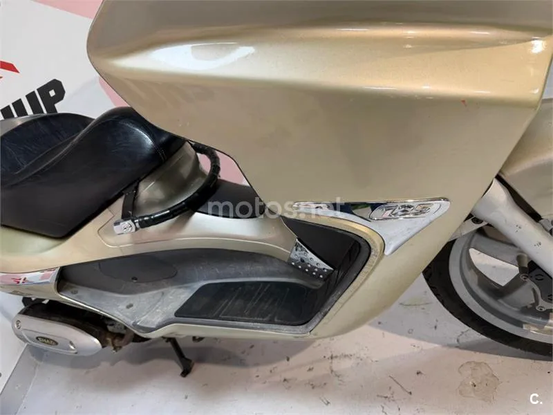 Piaggio X8 125 – Vista 7