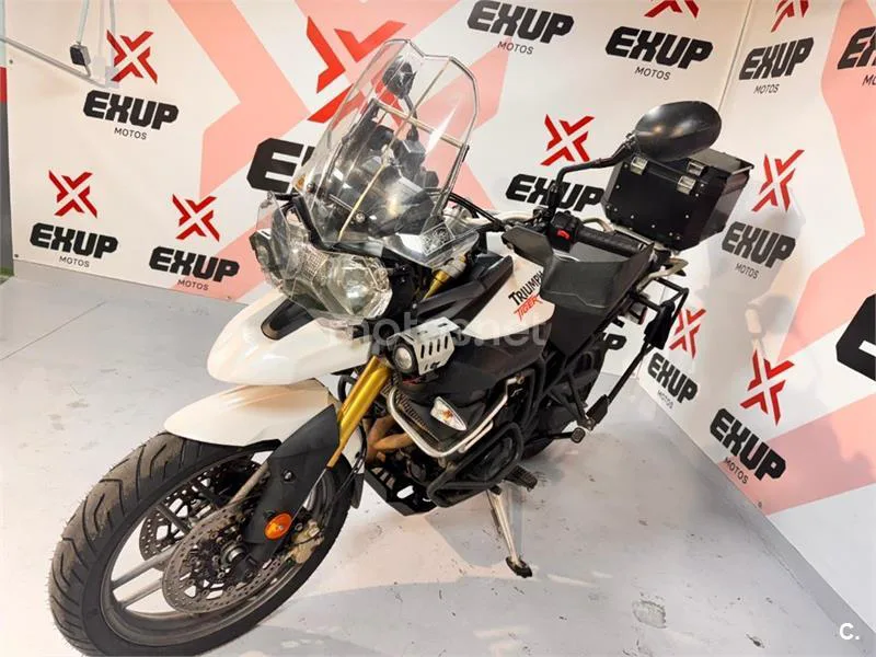 Triumph Tiger 800 – Vista 11