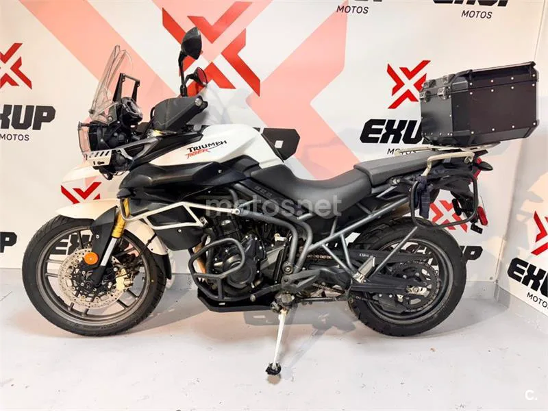 Triumph Tiger 800 – Vista 7